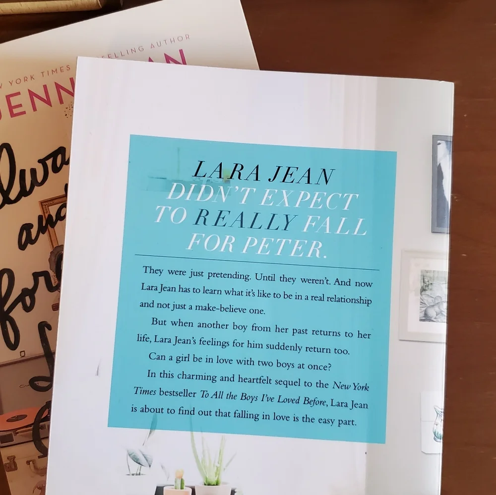 Summer Reads Book Bundle - Picture 3 of 4